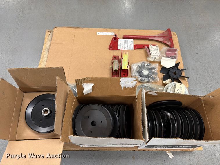 image for item EX4657 Lawn mower parts