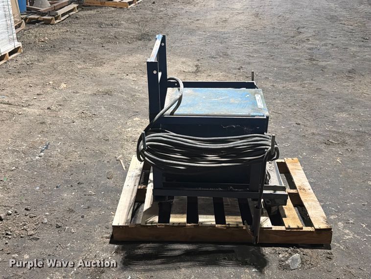 image for item EX4668 Miller M-180 welder
