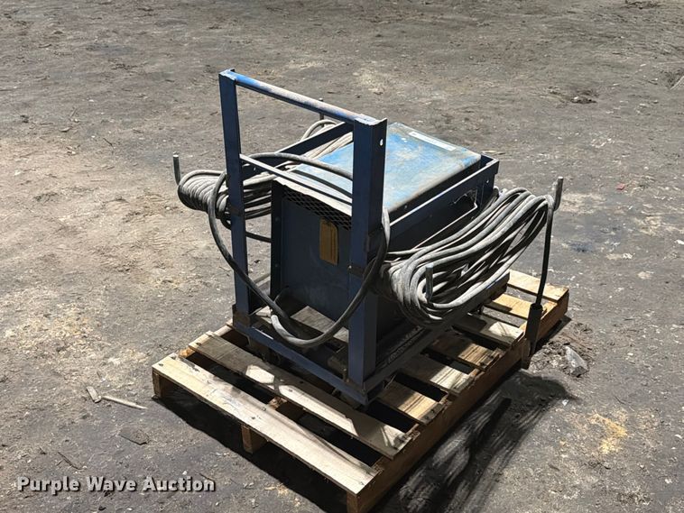 image for item EX4668 Miller M-180 welder