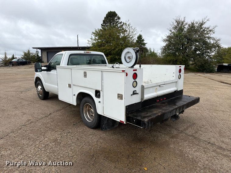 image for item EX4669 2012 Ford F350 Super Duty utility bed pickup truck