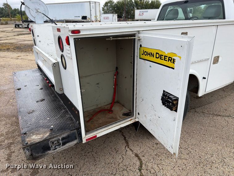 image for item EX4669 2012 Ford F350 Super Duty utility bed pickup truck