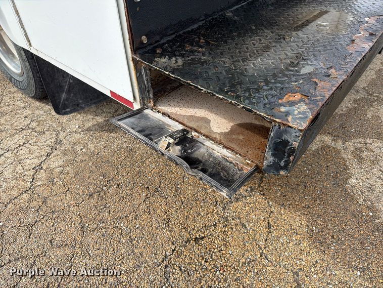 image for item EX4669 2012 Ford F350 Super Duty utility bed pickup truck