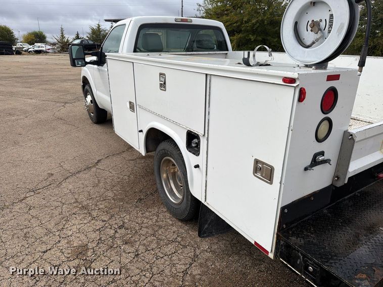 image for item EX4669 2012 Ford F350 Super Duty utility bed pickup truck