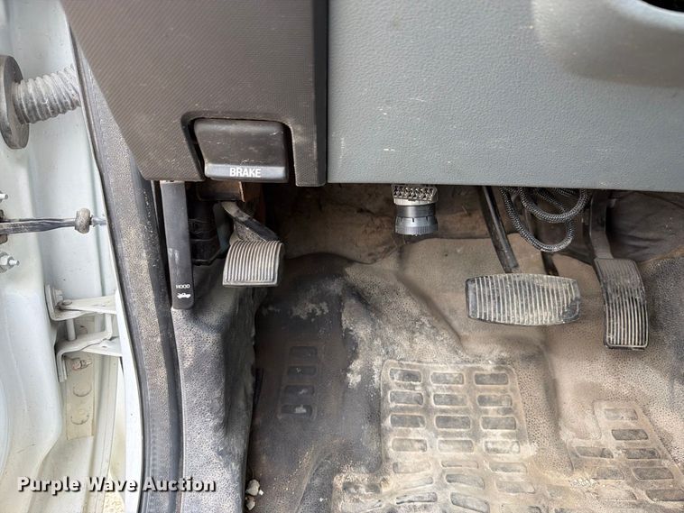 image for item EX4669 2012 Ford F350 Super Duty utility bed pickup truck
