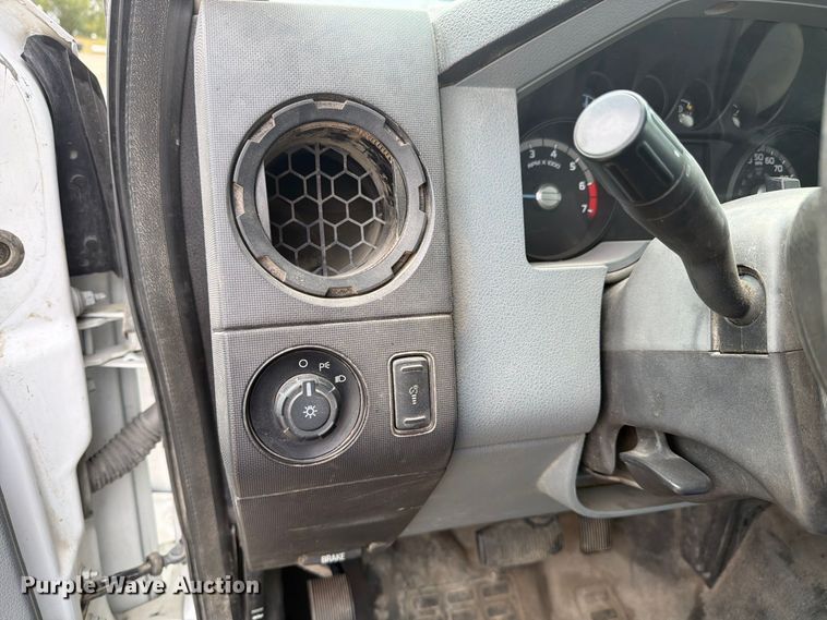 image for item EX4669 2012 Ford F350 Super Duty utility bed pickup truck