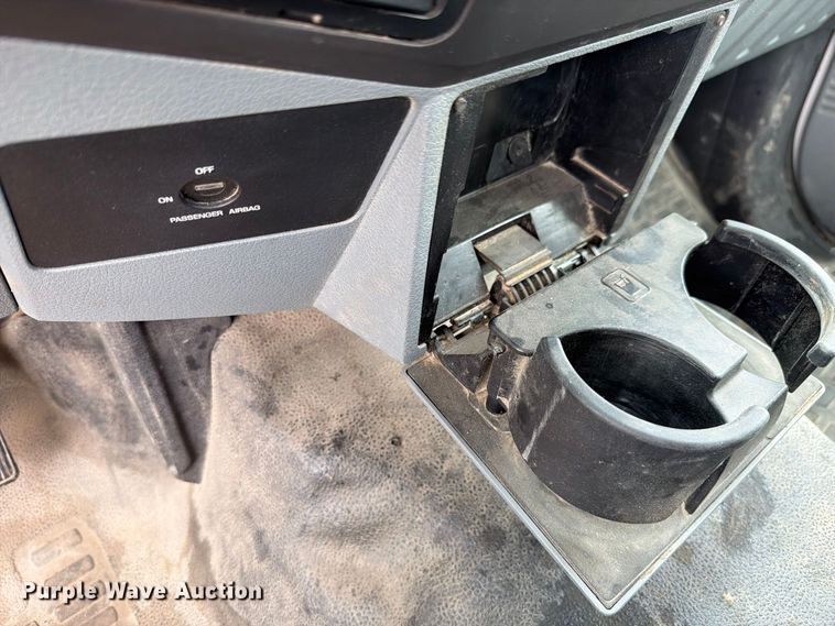 image for item EX4669 2012 Ford F350 Super Duty utility bed pickup truck