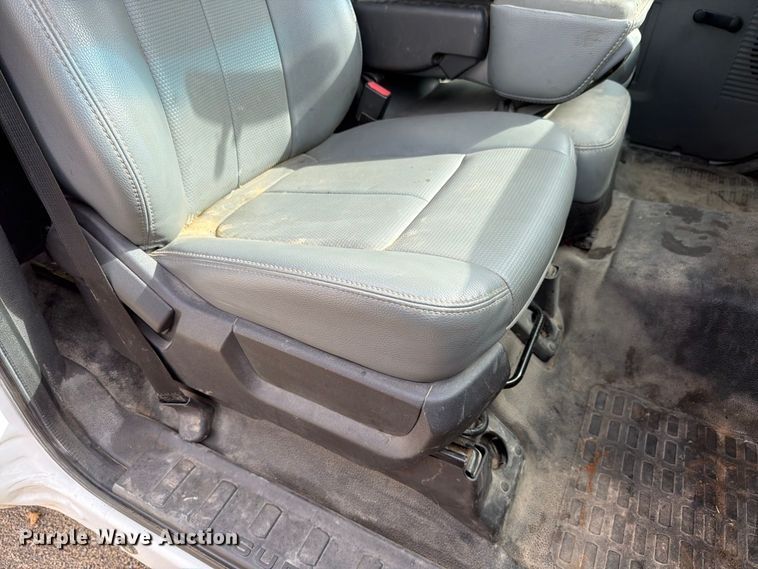 image for item EX4669 2012 Ford F350 Super Duty utility bed pickup truck