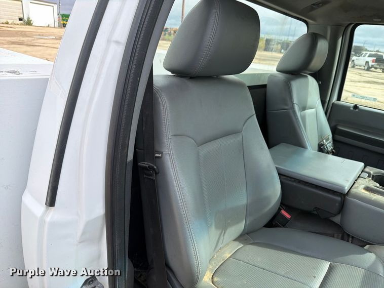 image for item EX4669 2012 Ford F350 Super Duty utility bed pickup truck