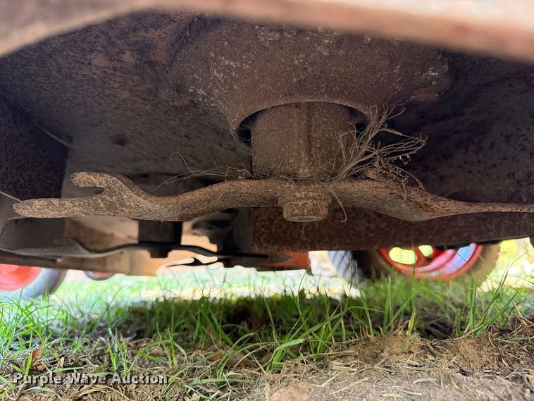 image for item FA8976 Kubota Z121SKH ZTR lawn mower