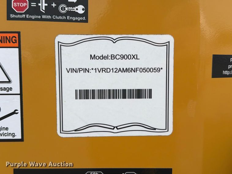 image for item FB5024 2022 Vermeer BC900XL wood chipper