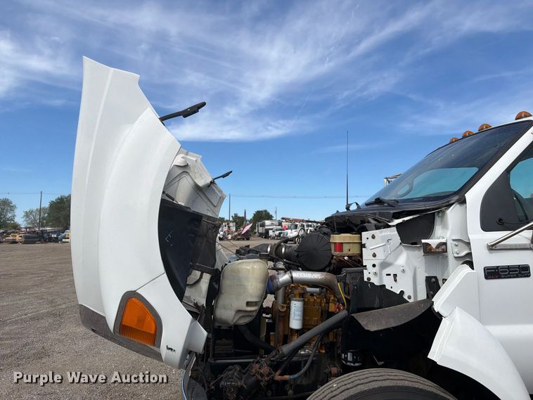 image for item FB5045 2006 Ford F650 flatbed truck
