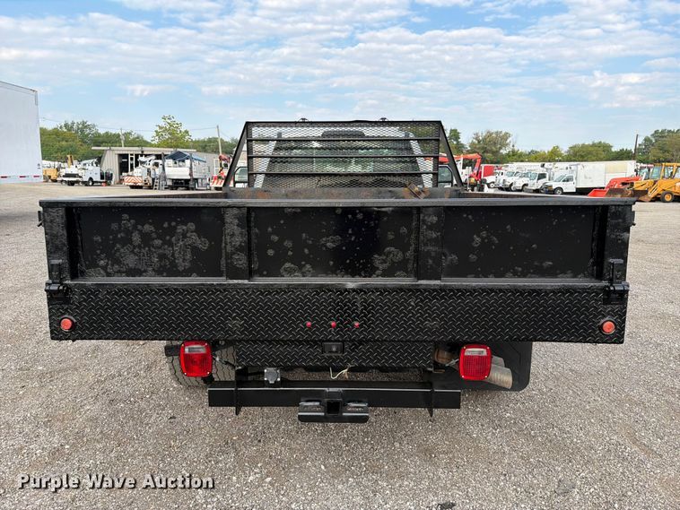 image for item FB5098 2019 Ford F-350 super duty flatbed pickup truck