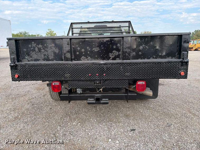 image for item FB5098 2019 Ford F-350 super duty flatbed pickup truck