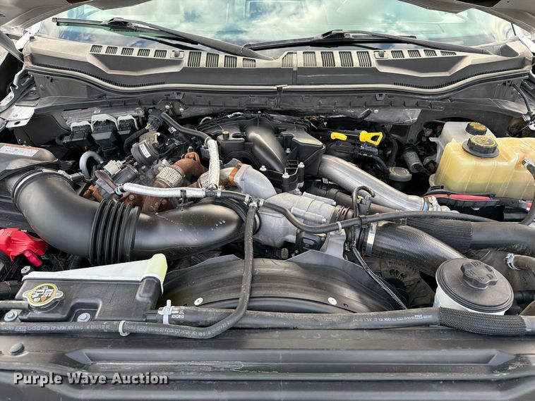image for item FB5098 2019 Ford F-350 super duty flatbed pickup truck