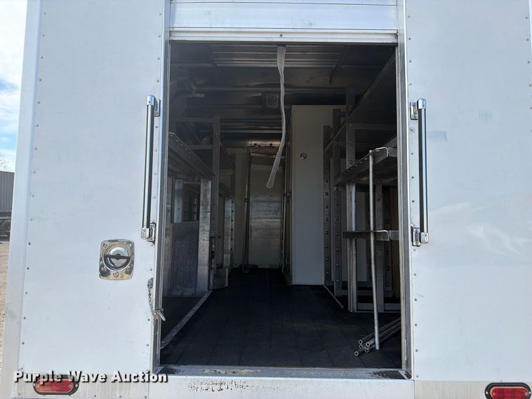 image for item FB5193 2016 Chevrolet Express 4500 box truck