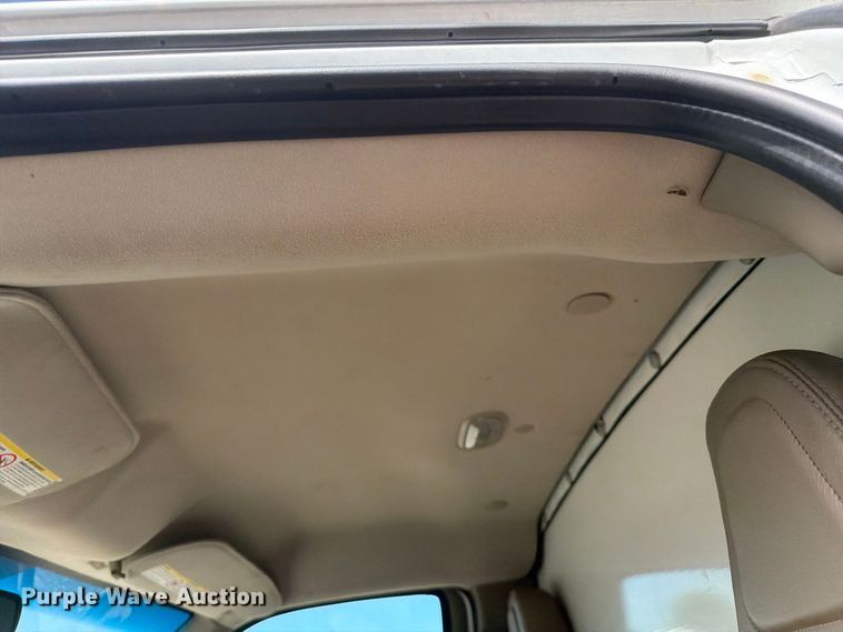 image for item FB5193 2016 Chevrolet Express 4500 box truck