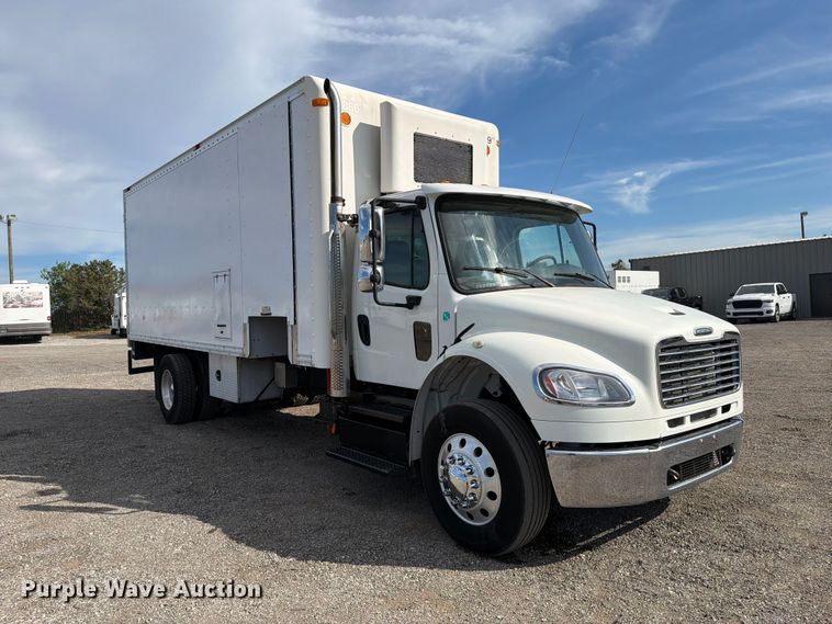 image for item FB5195 2013 Freightliner Business Class M2 paper shredder truck