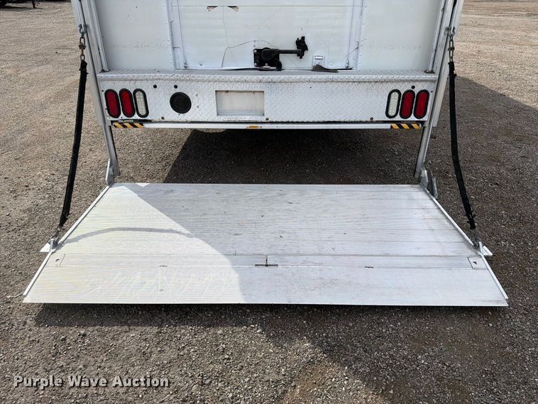 image for item FB5196 2011 Freightliner MT45 delivery van