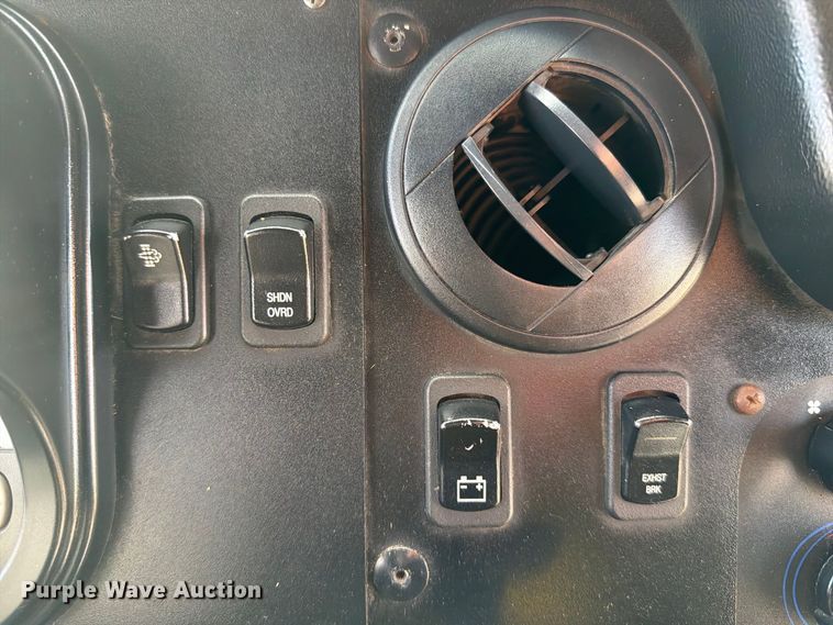 image for item FB5196 2011 Freightliner MT45 delivery van