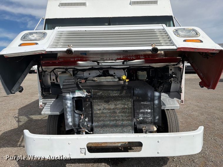 image for item FB5196 2011 Freightliner MT45 delivery van