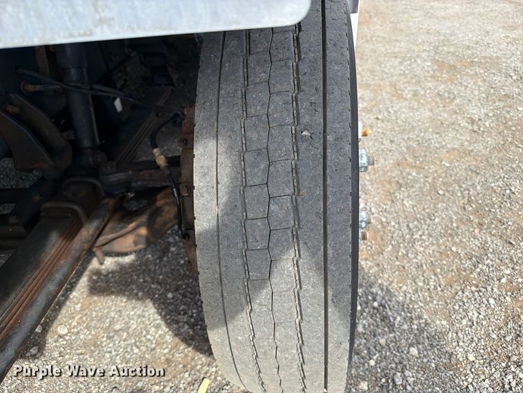 image for item FB5196 2011 Freightliner MT45 delivery van