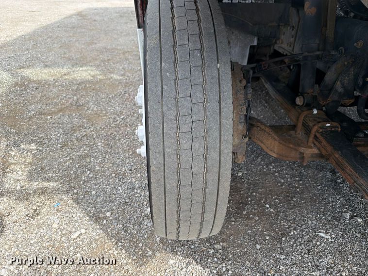 image for item FB5196 2011 Freightliner MT45 delivery van