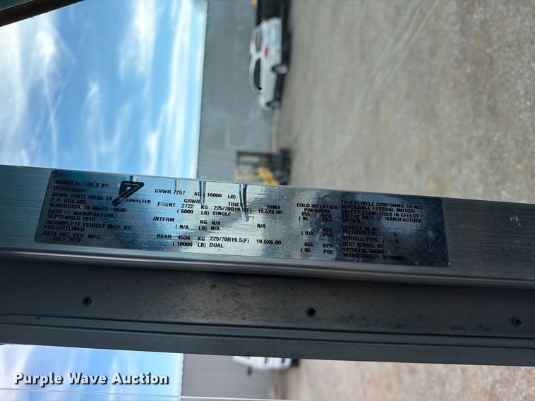 image for item FB5196 2011 Freightliner MT45 delivery van