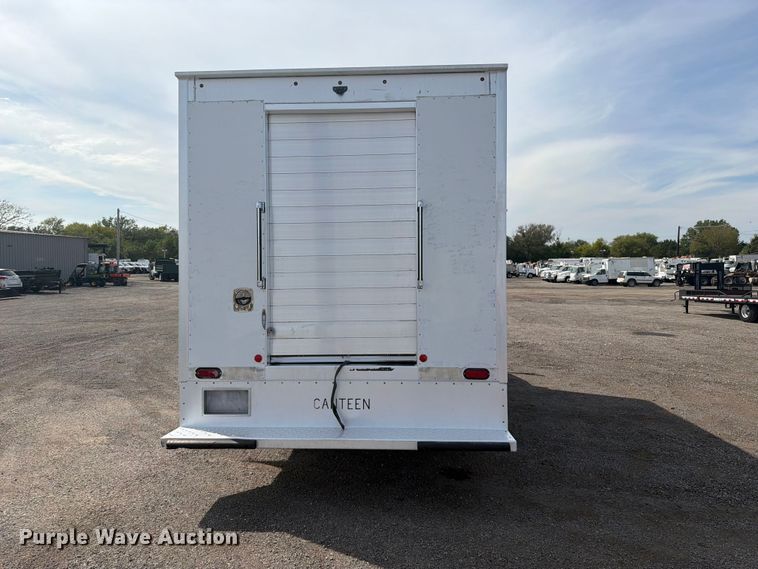image for item FB5205 2016 Chevrolet Express 4500 box truck