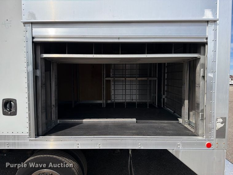 image for item FB5205 2016 Chevrolet Express 4500 box truck