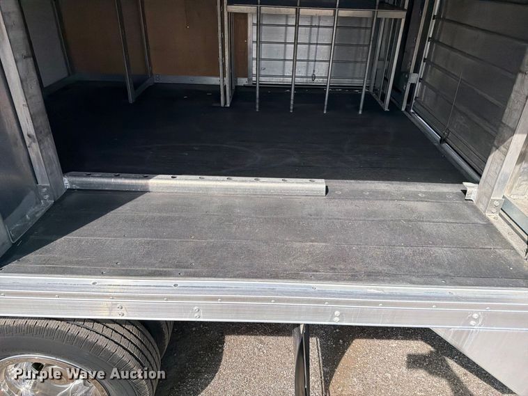 image for item FB5205 2016 Chevrolet Express 4500 box truck