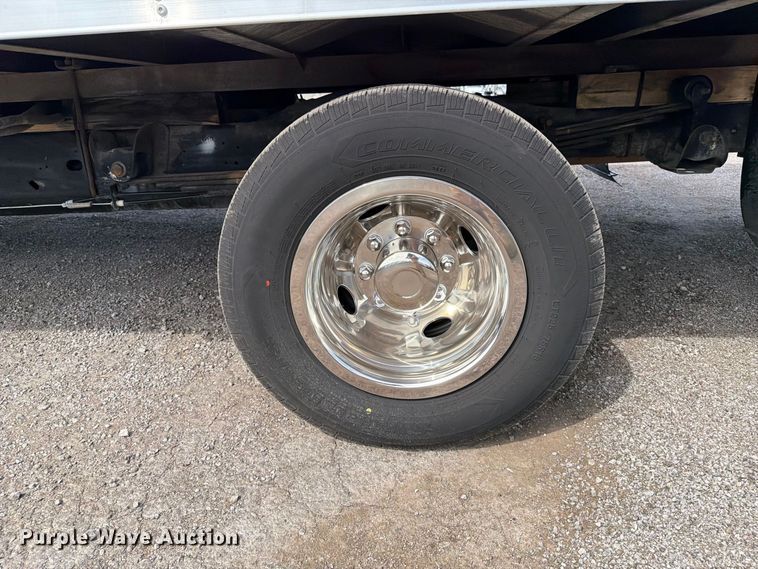 image for item FB5205 2016 Chevrolet Express 4500 box truck
