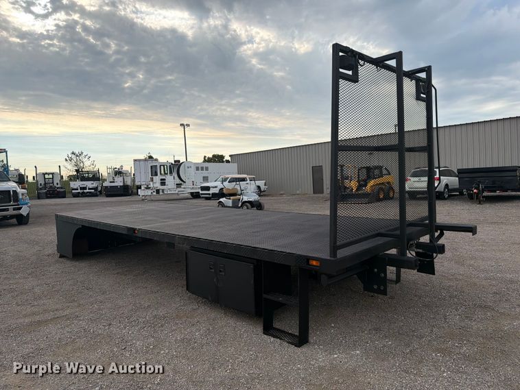 image for item FB5209 Flatbed