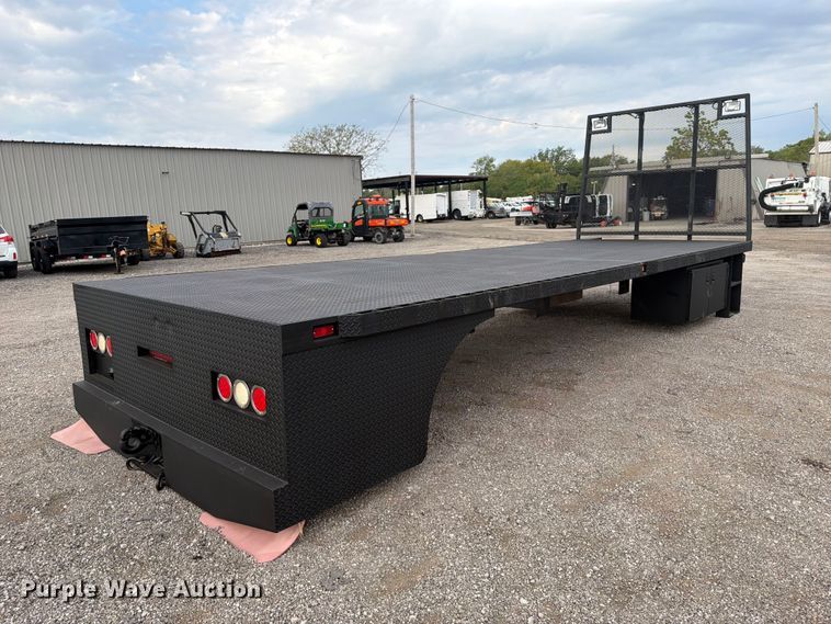 image for item FB5209 Flatbed