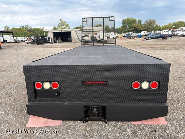 image for item FB5209 Flatbed