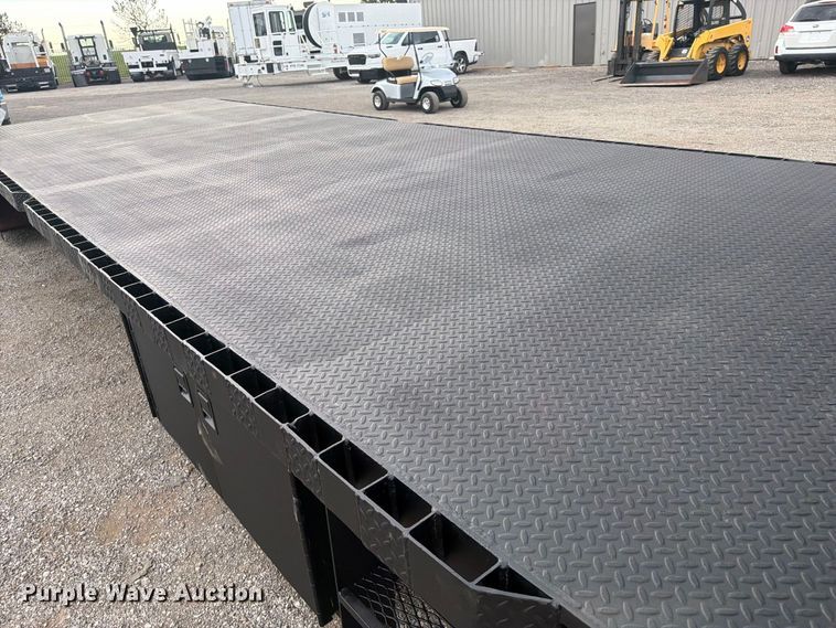 image for item FB5209 Flatbed