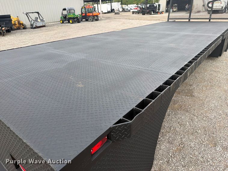 image for item FB5209 Flatbed