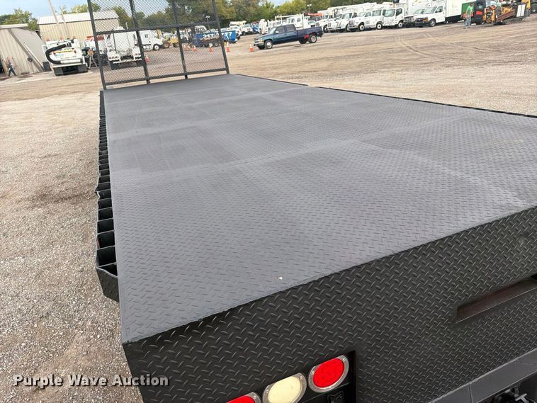 image for item FB5209 Flatbed
