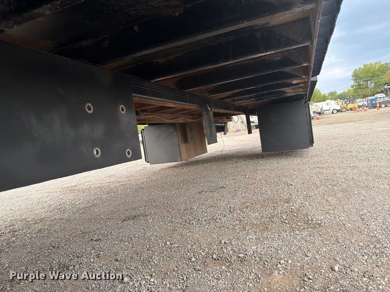 image for item FB5209 Flatbed
