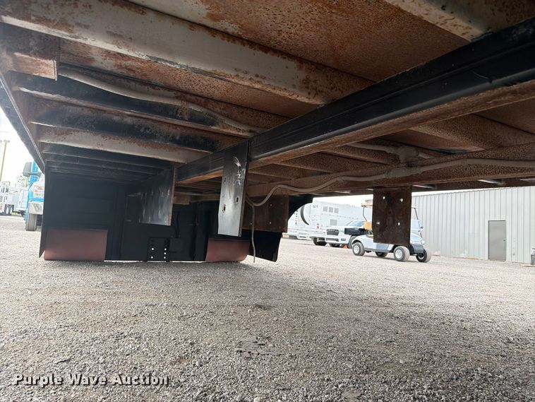 image for item FB5209 Flatbed