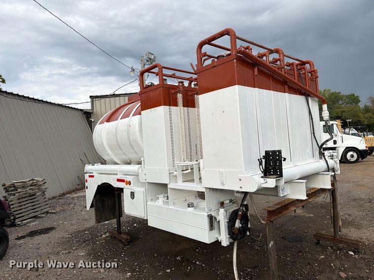 image for item FB5211 Patts Fabrication oil acidizing tank bed