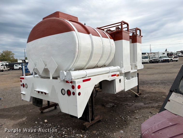 image for item FB5211 Patts Fabrication oil acidizing tank bed