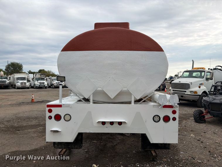 image for item FB5211 Patts Fabrication oil acidizing tank bed