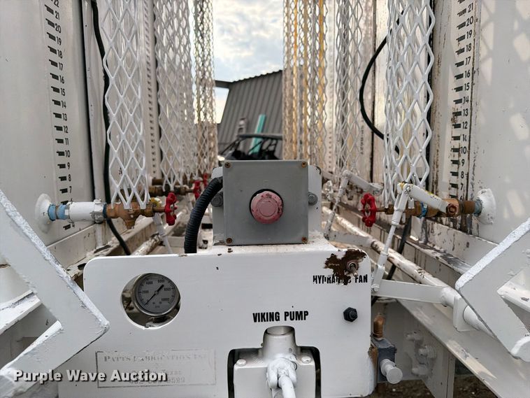image for item FB5211 Patts Fabrication oil acidizing tank bed