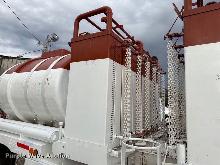 image for item FB5211 Patts Fabrication oil acidizing tank bed