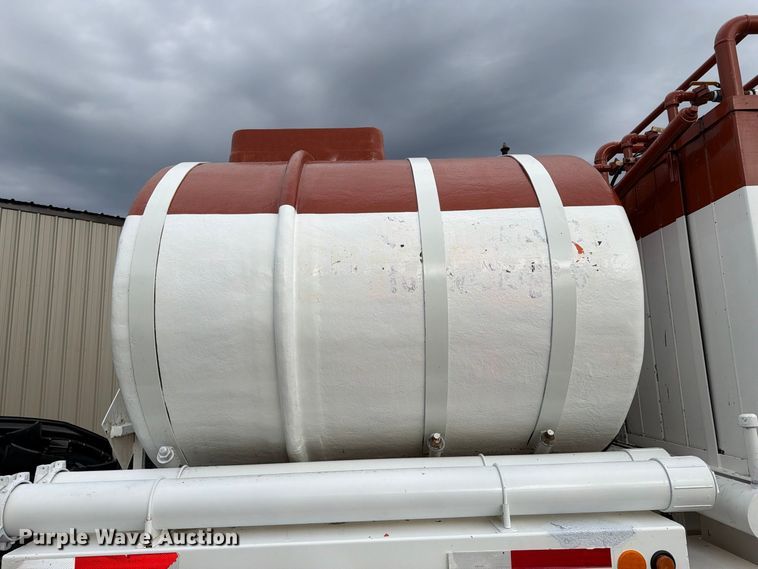 image for item FB5211 Patts Fabrication oil acidizing tank bed