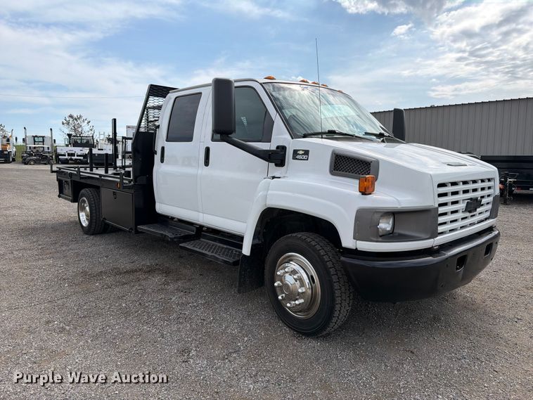 image for item FB5214 2008 Chevrolet C4500 Crew Cab flatbed truck