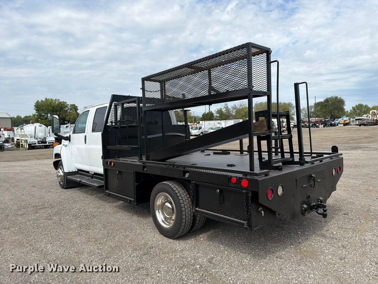 image for item FB5214 2008 Chevrolet C4500 Crew Cab flatbed truck