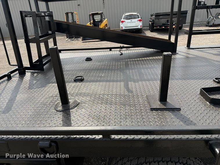 image for item FB5214 2008 Chevrolet C4500 Crew Cab flatbed truck