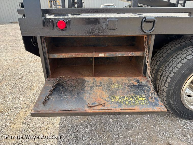 image for item FB5214 2008 Chevrolet C4500 Crew Cab flatbed truck