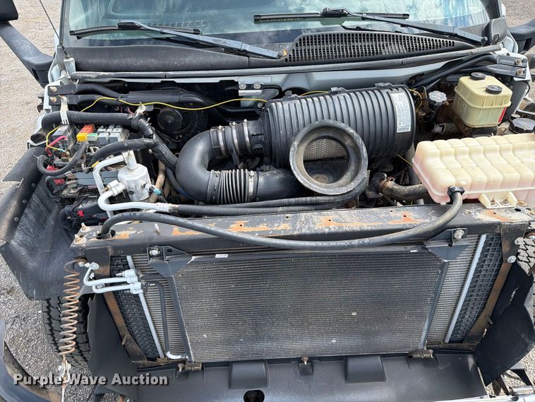 image for item FB5214 2008 Chevrolet C4500 Crew Cab flatbed truck